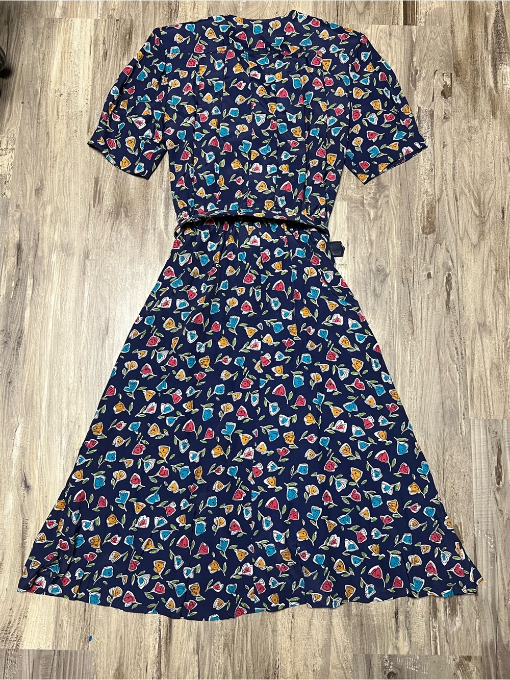 VTG 80s Liz Claiborne Rayon Shirtwaist Midi Dress Abstract Floral Belt Sz 4 - Picture 7 of 8